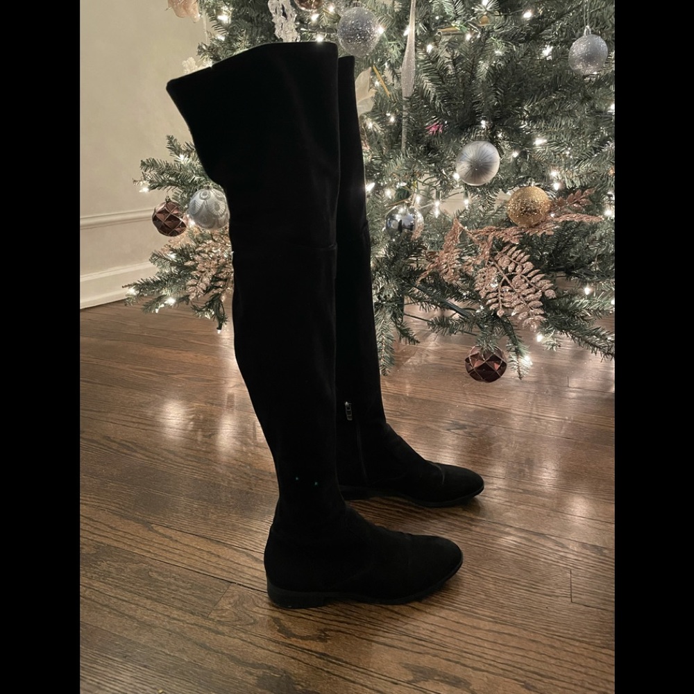 Over the knee suede black boots